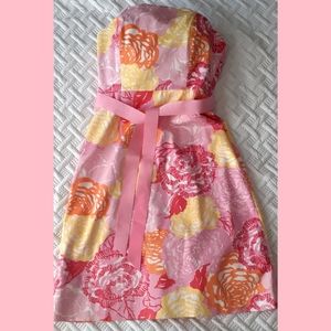 Lilly Pulitzer size 6 pink and yellow floral strapless dress.